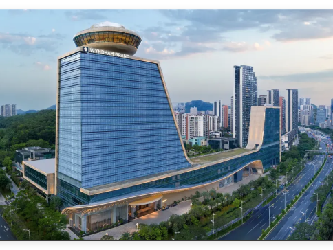 深圳2天團·《西九高鐵+下午出發更輕鬆》保證入住國際品牌~深圳光明温德姆至尊酒店(附設浴缸客房)【酒店海鮮自助晚餐】【任點任吃潮汕牛肉火鍋】深圳悠閒純玩2天團 深圳2天團·《西九高鐵+下午出發更輕鬆》保證入住國際品牌~深圳光明温德姆至尊酒店(附設浴缸客房)【酒店海鮮自助晚餐】【任點任吃潮汕牛肉火鍋】深圳悠閒純玩2天團