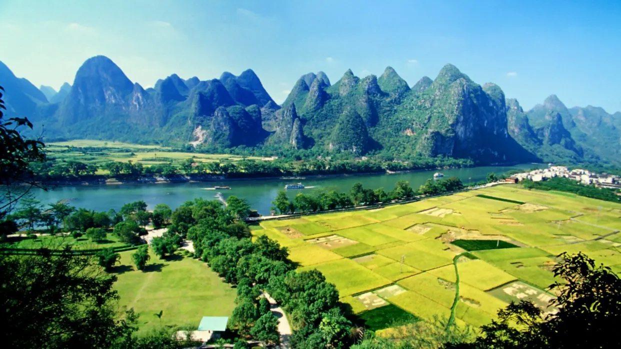 灕江冠岩景區