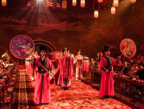 佛山3天團·永安貴賓包廂享用《順德~黑珍珠一鑽餐廳~東海海鮮酒家》+沉浸式古風劇場互動體驗盛宴《探秀TSHOW》