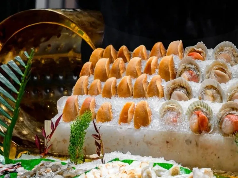 萬有環球美食百匯自助餐