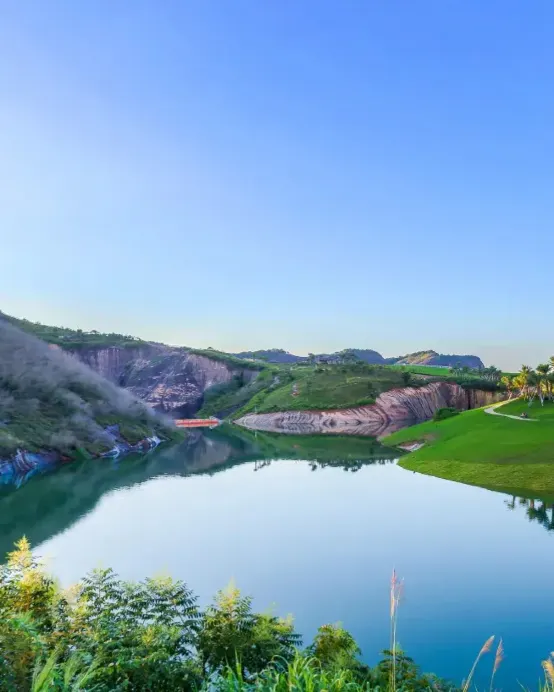 韶關+郴州3天團·《湘粵美景+飛天山．第三屆無人機表演+高鐵來回》保證入住~韶關乳源藍山源嶺南東方溫泉酒店(重本包無限次浸泡溫泉) 國家4A級景區「高椅嶺旅遊區」韶關郴州美景純玩3天團