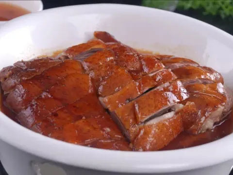 雲髻山灌湯燒鵝