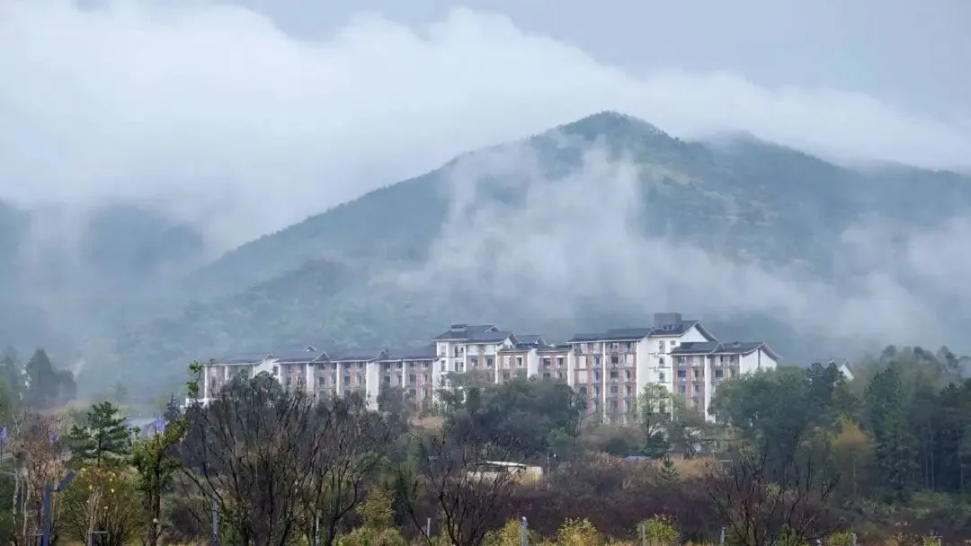英德聖泉山谷金銀温泉酒店