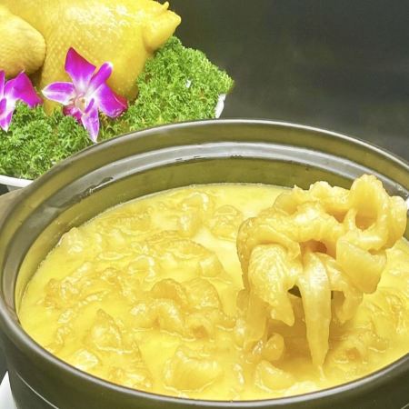 中山2天團·【八頭鮑魚+羅氏大蝦炆焗杏花雞宴】【花膠濃湯煲雞(每席兩斤)+韻味炭火蜜汁叉燒宴】入住中山東鳳大信酒