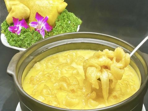 中山2天團·【八頭鮑魚+羅氏大蝦炆焗杏花雞宴】【花膠濃湯煲雞(每席兩斤)+韻味炭火蜜汁叉燒宴】入住中山東鳳大信酒