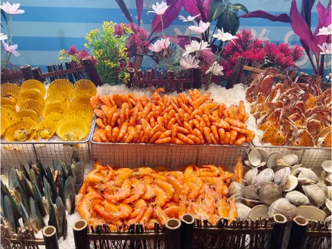 酒店海鮮自助晚餐