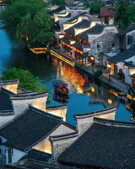 杭州+上海+無錫5天團·[獨家]上海西岸美高梅酒店、杭州黑科技菲住布渴酒店、南潯古鎮、西湖、上海外灘、清名橋歷史街區、蠡園《全程不設⾃費項⽬》