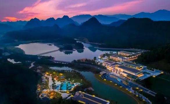 積慶里仙湖温泉度假酒店