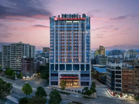 茂名信宜希爾頓花園酒店