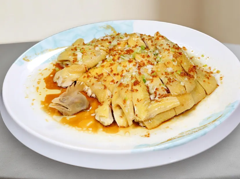 (位上)人參燉花膠+石岐乳鴿宴