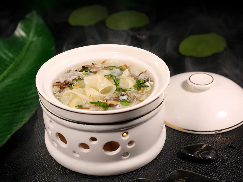 (位上)招牌花膠魚茸羹