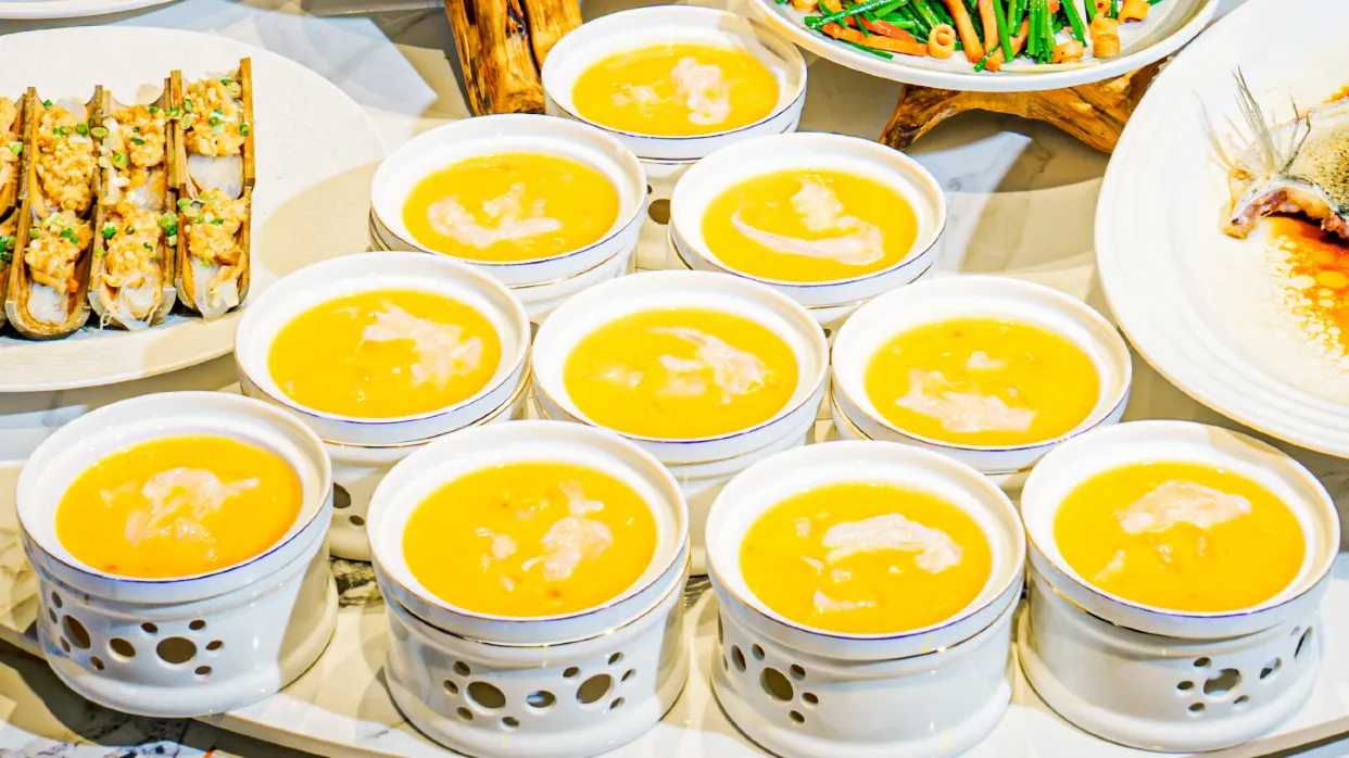 花膠魚肚燴翅(位上)