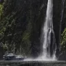 新西蘭9天團·【聖誕&新春】此生必去~塔斯曼冰川船之旅、漫步夢幻紫色花海、Jackson果園現摘水果、美福灣限定包遊、銀河觀星之旅、瓦爾特峰高原牧場、Skyline自助餐【12月-2月季節限定】【到府接送】