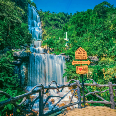 清遠2天團·廣東“小九寨溝”「千穀溪~九重飛瀑」【金獎果木黑松露燒鵝宴】【紅燒妙齡爆汁脆皮乳鴿（每位半隻）】