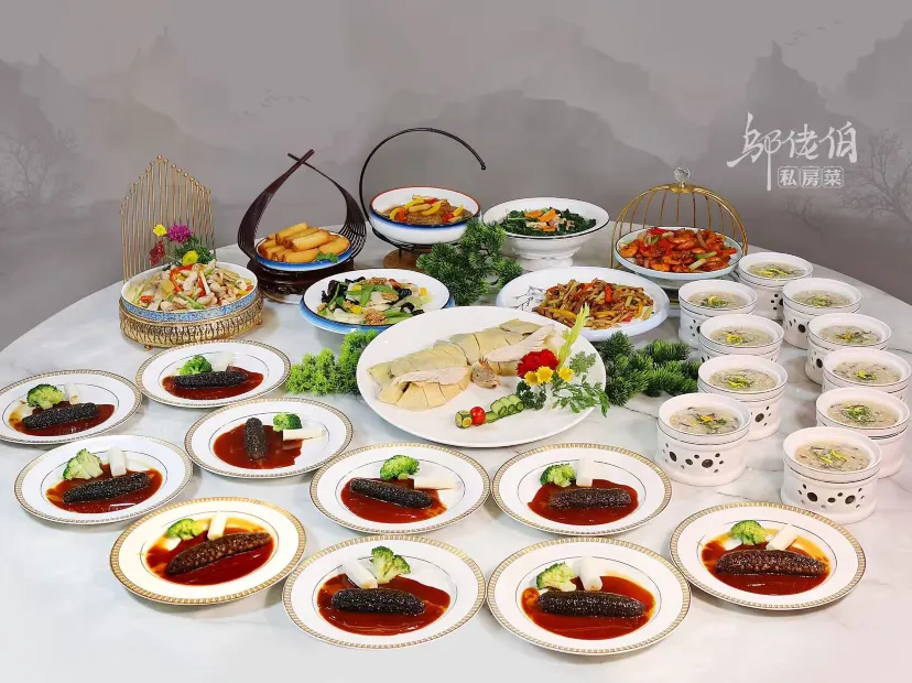 (位上)招牌翅湯花膠魚茸羹+(位上)鮑汁扣海參