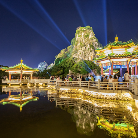 肇慶3天團·《肇慶森系風景》廣東四大名山之一「鼎湖山風景區」 夜游嶺南第一奇觀「七星岩風景區」+【位上魚翅椰子燉雞宴】【滋補藥膳生蠔豬腰湯+炭香荔枝鵝宴】 兩晚住肇慶泊隱酒店
