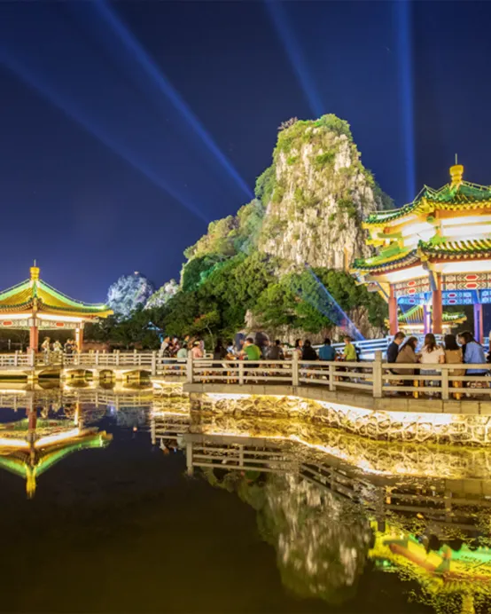肇慶3天團·《肇慶森系風景》廣東四大名山之一「鼎湖山風景區」 夜游嶺南第一奇觀「七星岩風景區」+【位上魚翅椰子燉雞宴】【滋補藥膳生蠔豬腰湯+炭香荔枝鵝宴】 兩晚住肇慶泊隱酒店