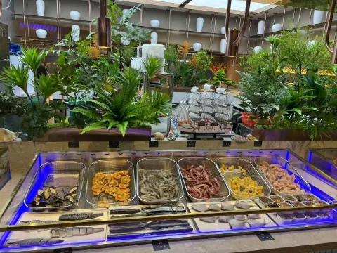 海鮮自助火鍋+自助鐵板燒肉