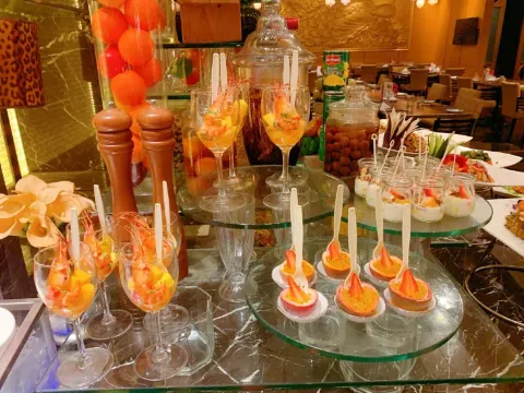 酒店海鮮自助晚餐