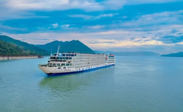 3-晚 河輪,三峽河輪 中國 豐都-奉節-巫山 河輪